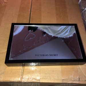 Victoria’s Secret. ultimate studio makeup kit.